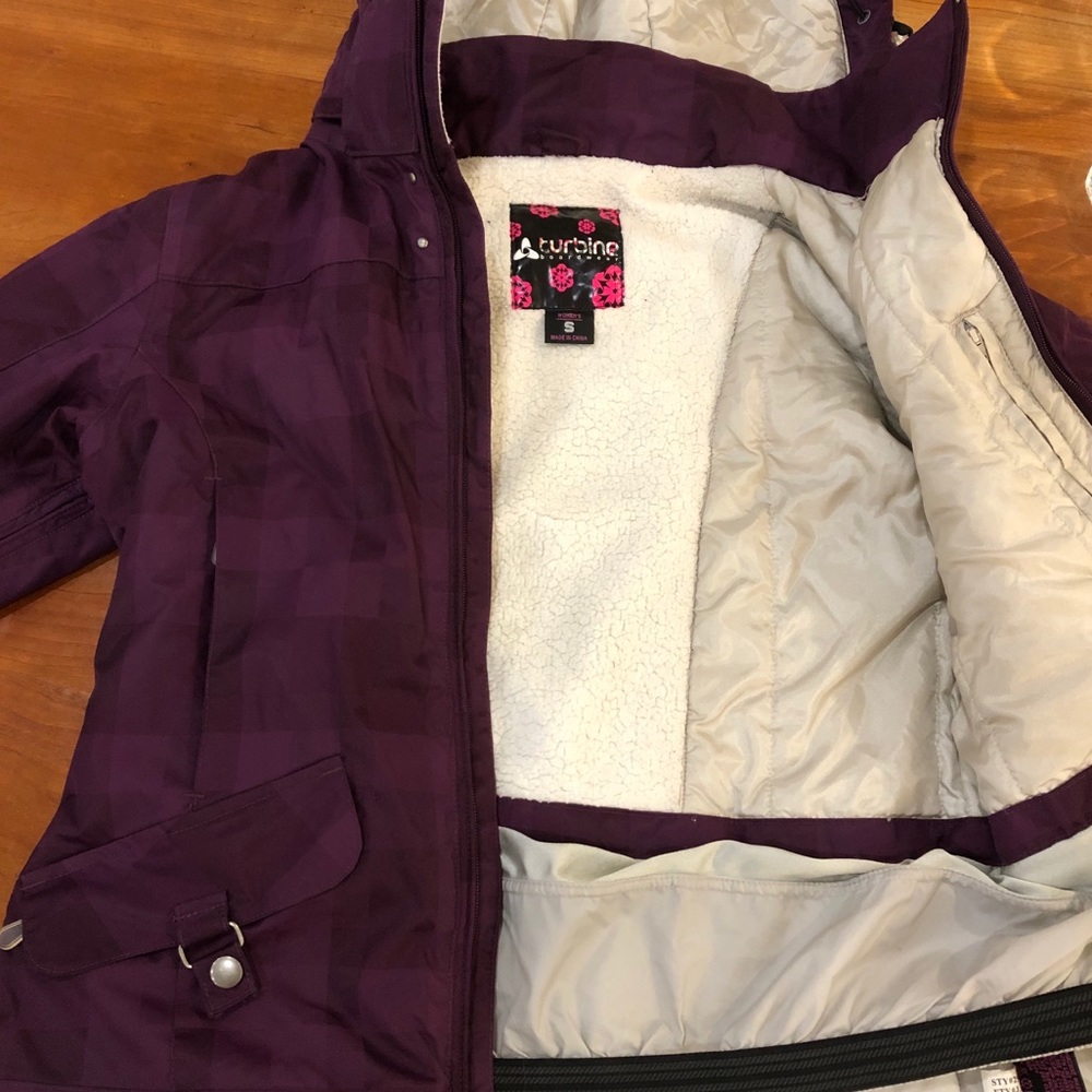 Turbine purple ski snowboard coat